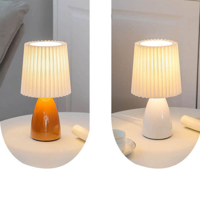 Scandinavian Retro Pleated Shade Glass Base Light Table Lamp