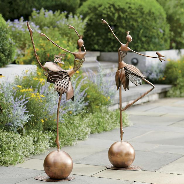 Metall-Gartenstatue mit tanzendem Mädchen-Dekor