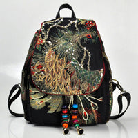 Rucksack aus Canvas mit Pfauenstickerei und Quaste 