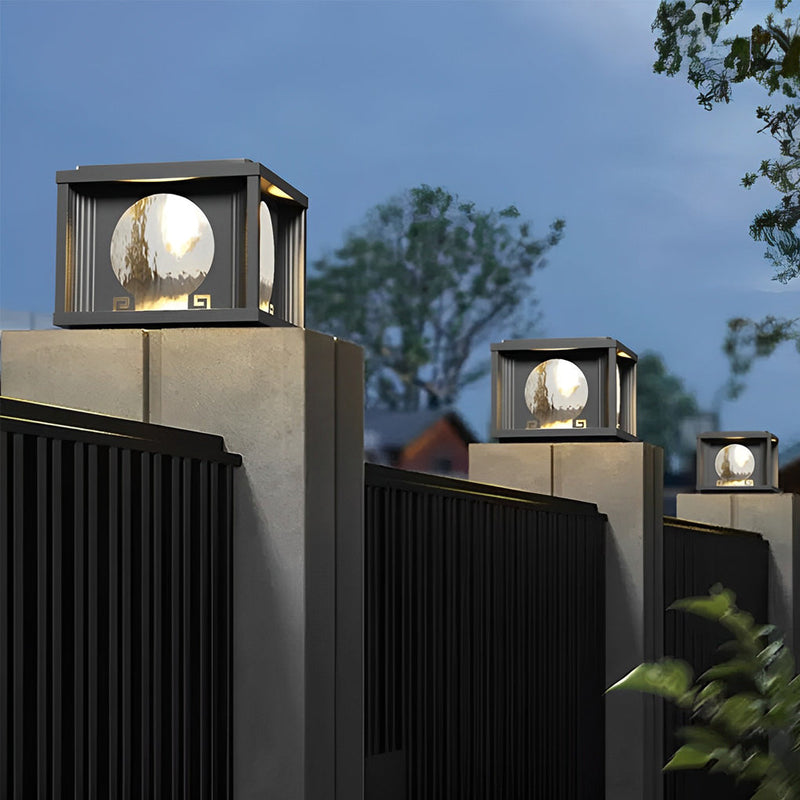 Square Circular Waterproof LED Black Solar Outdoor Fence Lamp