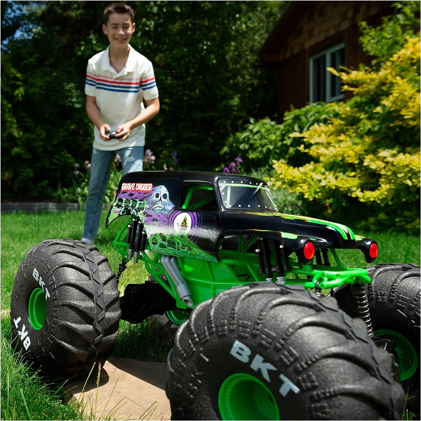 All-Terrain Remote Control Monster Truck - RC Monster Truck - RC vehicle
