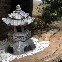 Garden Solar LED Pagoda Lantern – Japanese Resin Decorative Light