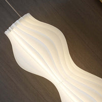 Künstlerische Plissee Acryl Stehlampe Weiß 