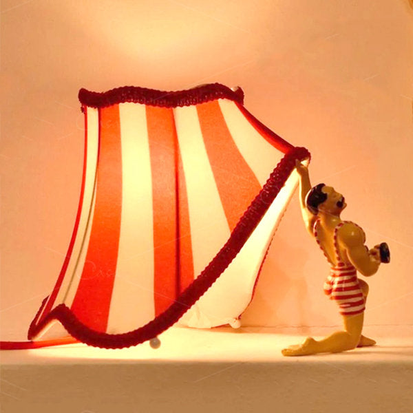 Vintage Zirkus Strongman Lampe
