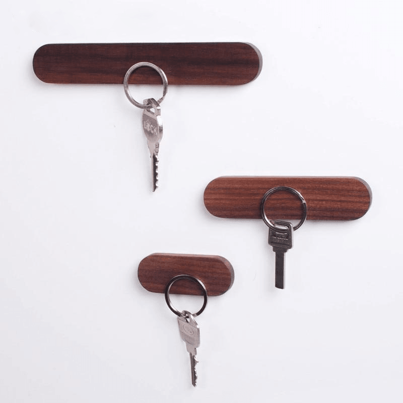Magnetischer Schlüsselhalter aus Holz für die Wand