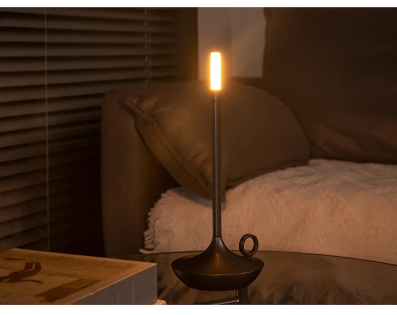 Wick LED-Kerzenlicht-Tischlampe
