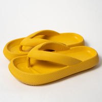 Felicitas Schaum-Flip-Flops