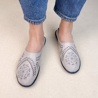 Regina Casual All-Match Hollow Slippers | Women's Flats