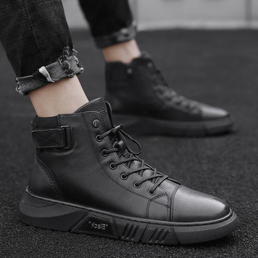 Italienische High-Top-Lederstiefel aus Martin-Leder