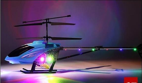 Riesiger ferngesteuerter RC-Helikopter